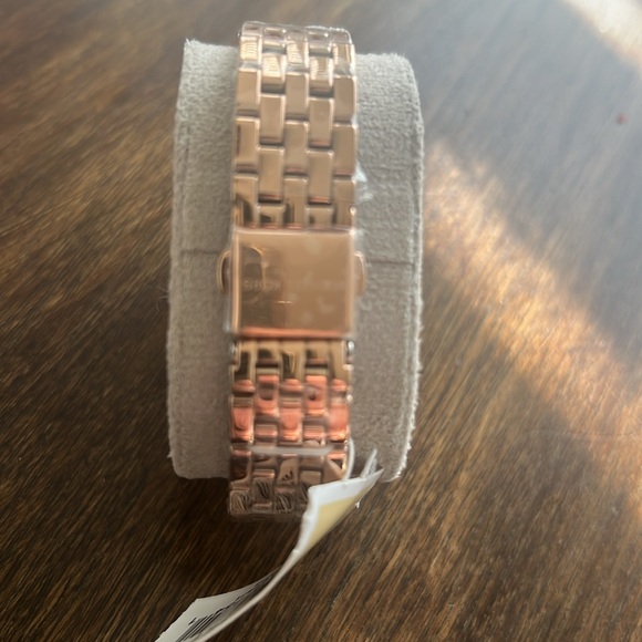 Michael Kors rose, gold, watch, and bracelet set with crystals.NWT . - Picture 6 of 8